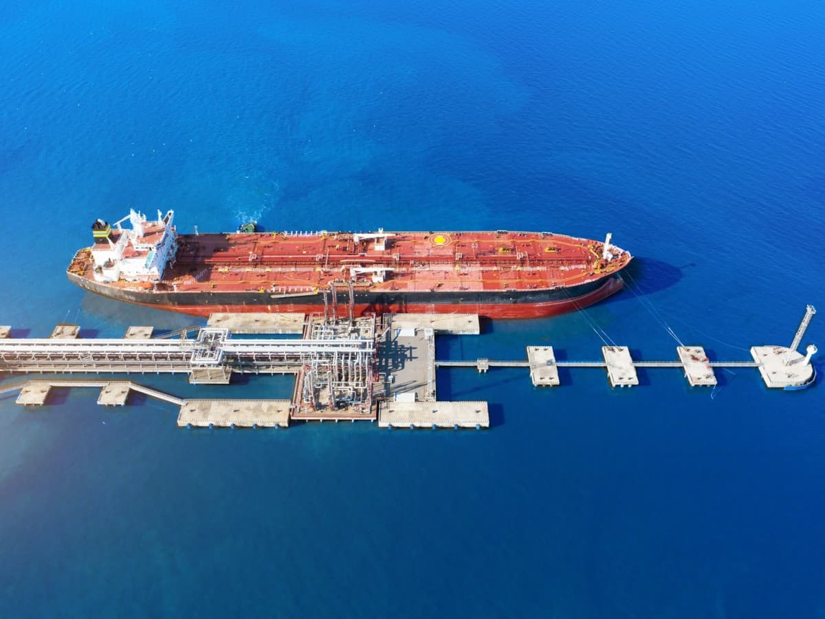 Supertanker Rates Hit $800,000 a Day as Gulf Tensions Escalate