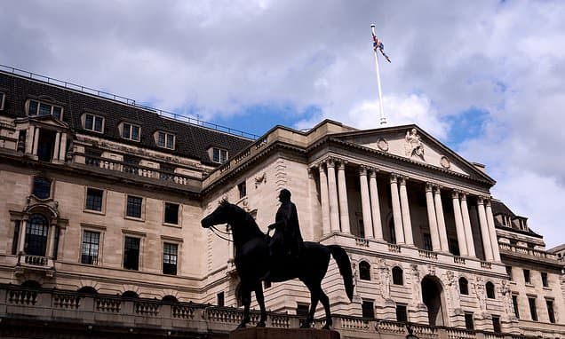UK borrowing costs surge as oil prices fuel inflation fears