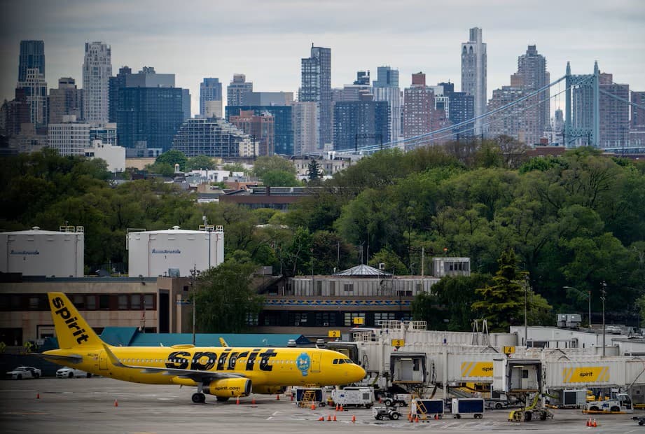 Spirit Airlines to Shut Down After $500 Million Bailout Talks Collapse