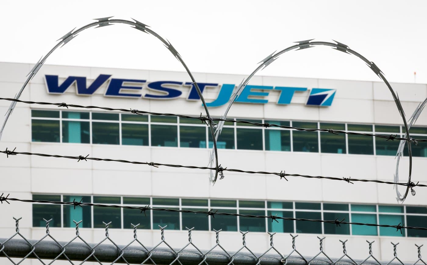 WestJet Flight Attendants Face Sunday Strike Deadline