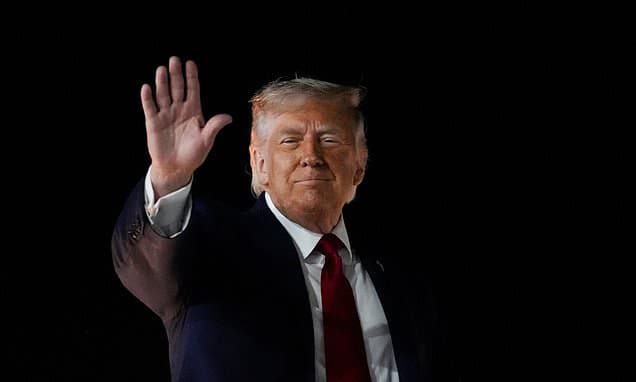 Trump announces Iran peace deal signing for Sunday
