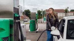 UK Inflation Jumps to 3.3% as Iran War Drives Up Fuel Costs