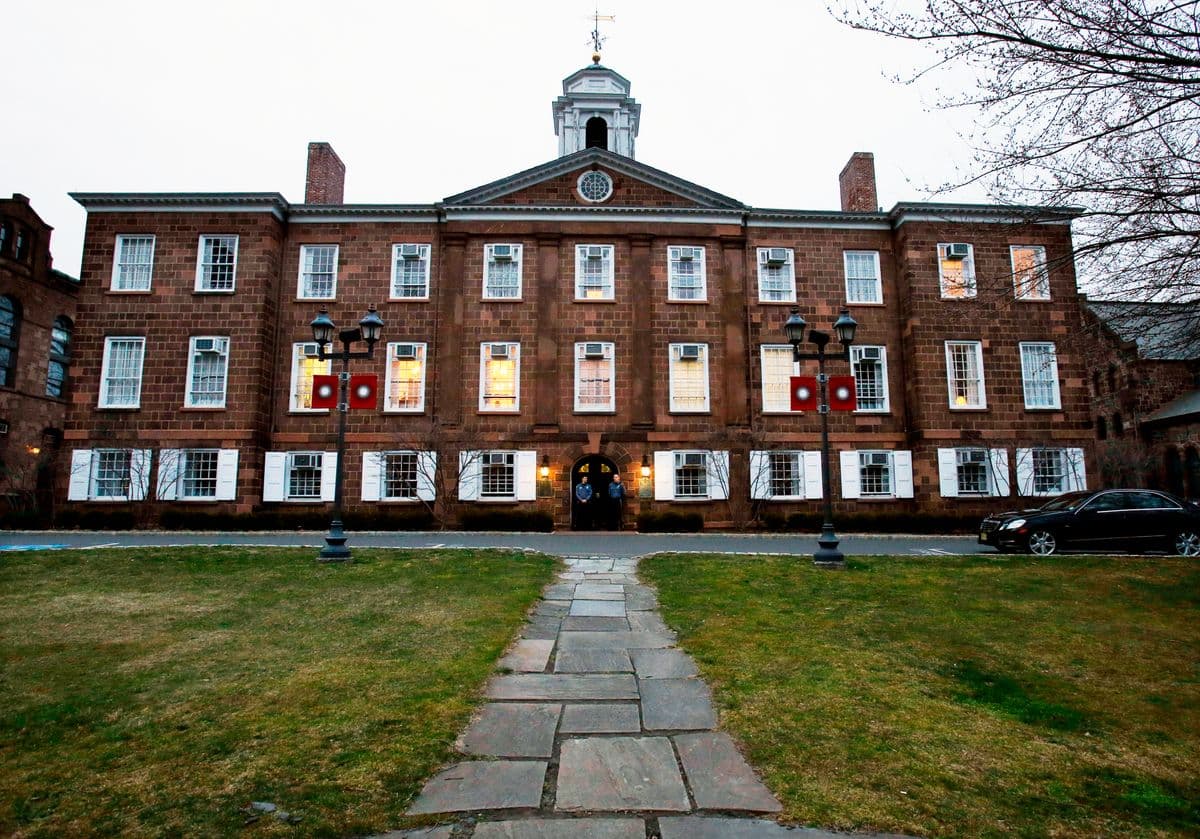 Rutgers Cancels Graduation Speaker Over Israel Criticism