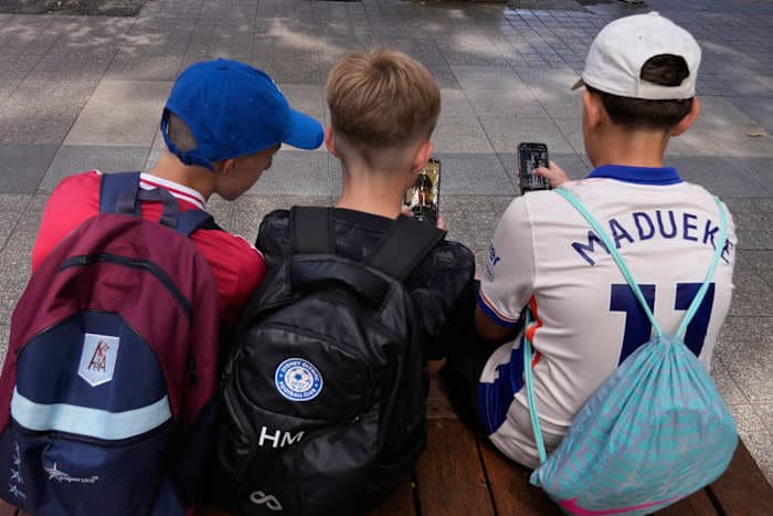 France Approves Sweeping Social Media Ban for Children Under 15