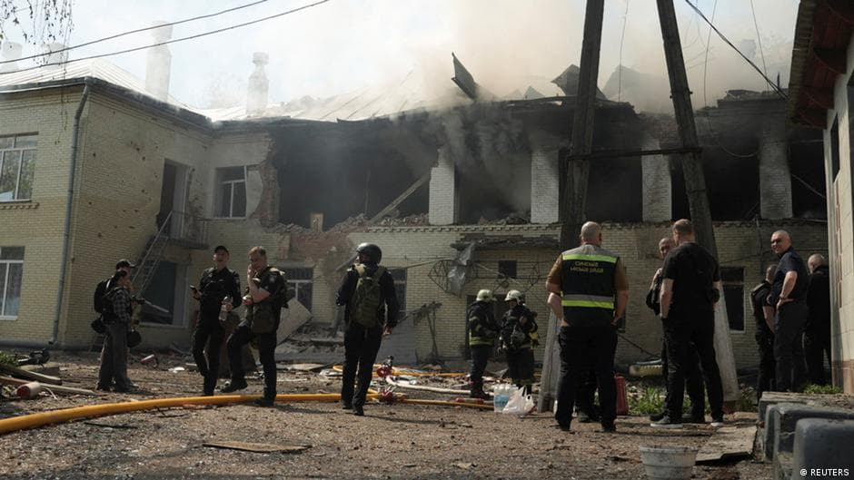 Russia and Ukraine Exchange Strikes Despite Declared Ceasefire