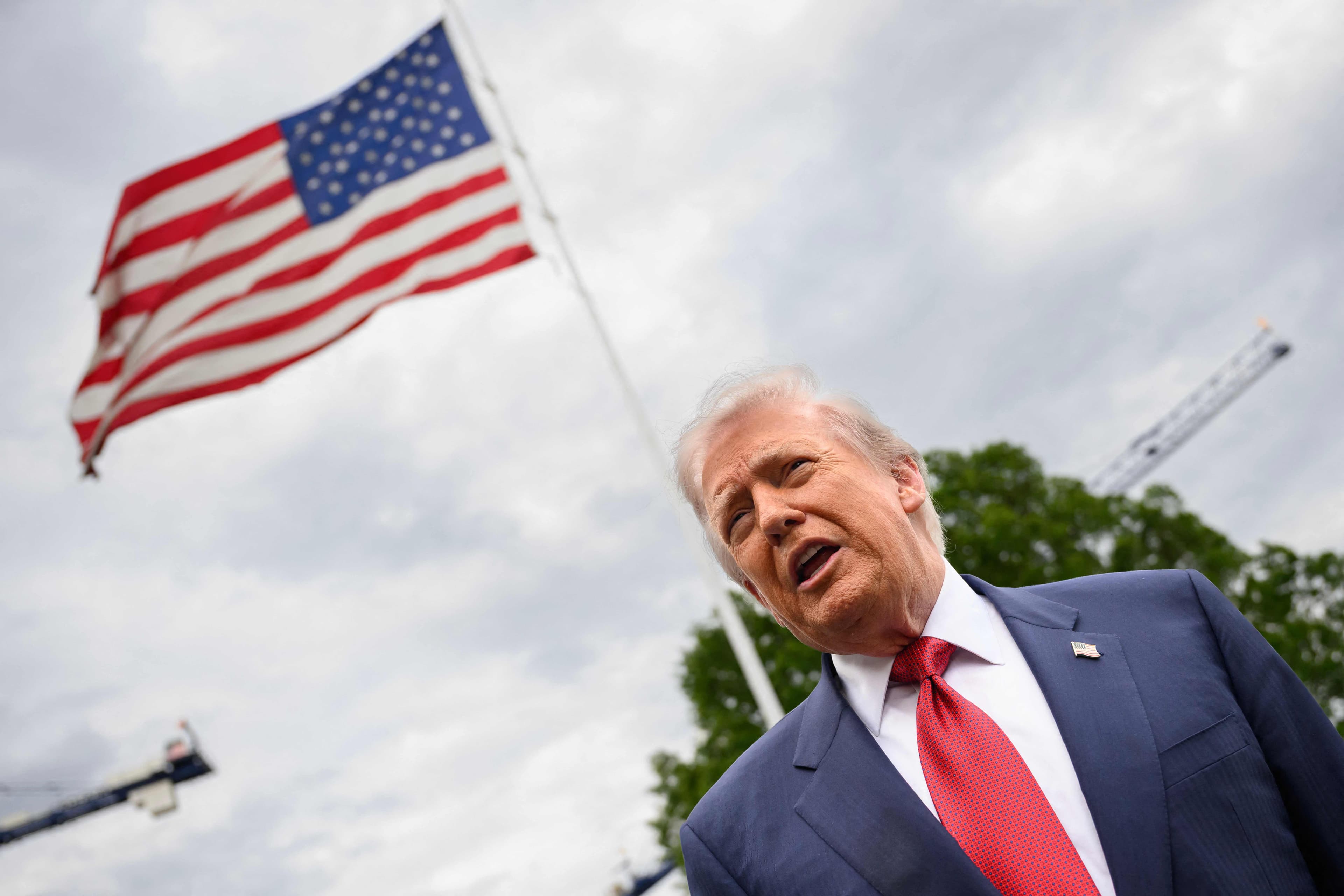 Trump Announces 3-Day Ceasefire Between Russia and Ukraine
